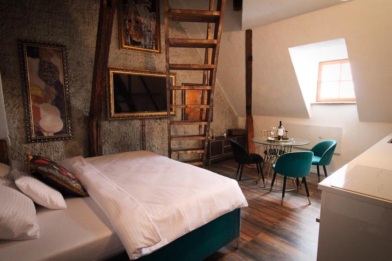 Madam S Boa Appartement Banská Štiavnica Buitenkant foto