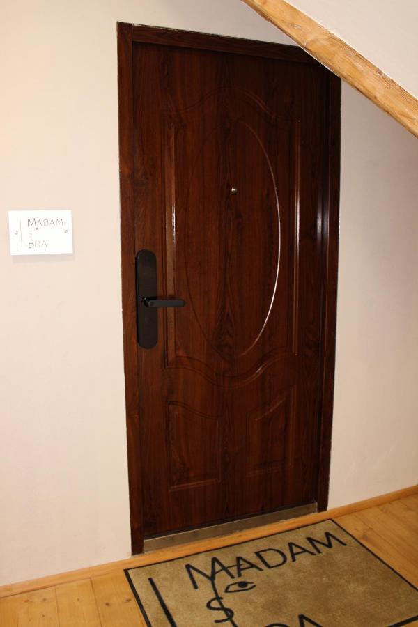 Madam S Boa Appartement Banská Štiavnica Buitenkant foto